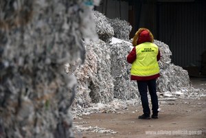 Nielegalne odpady z Wlk. Brytanii  zabezpieczone przez policjantów z Elbląga